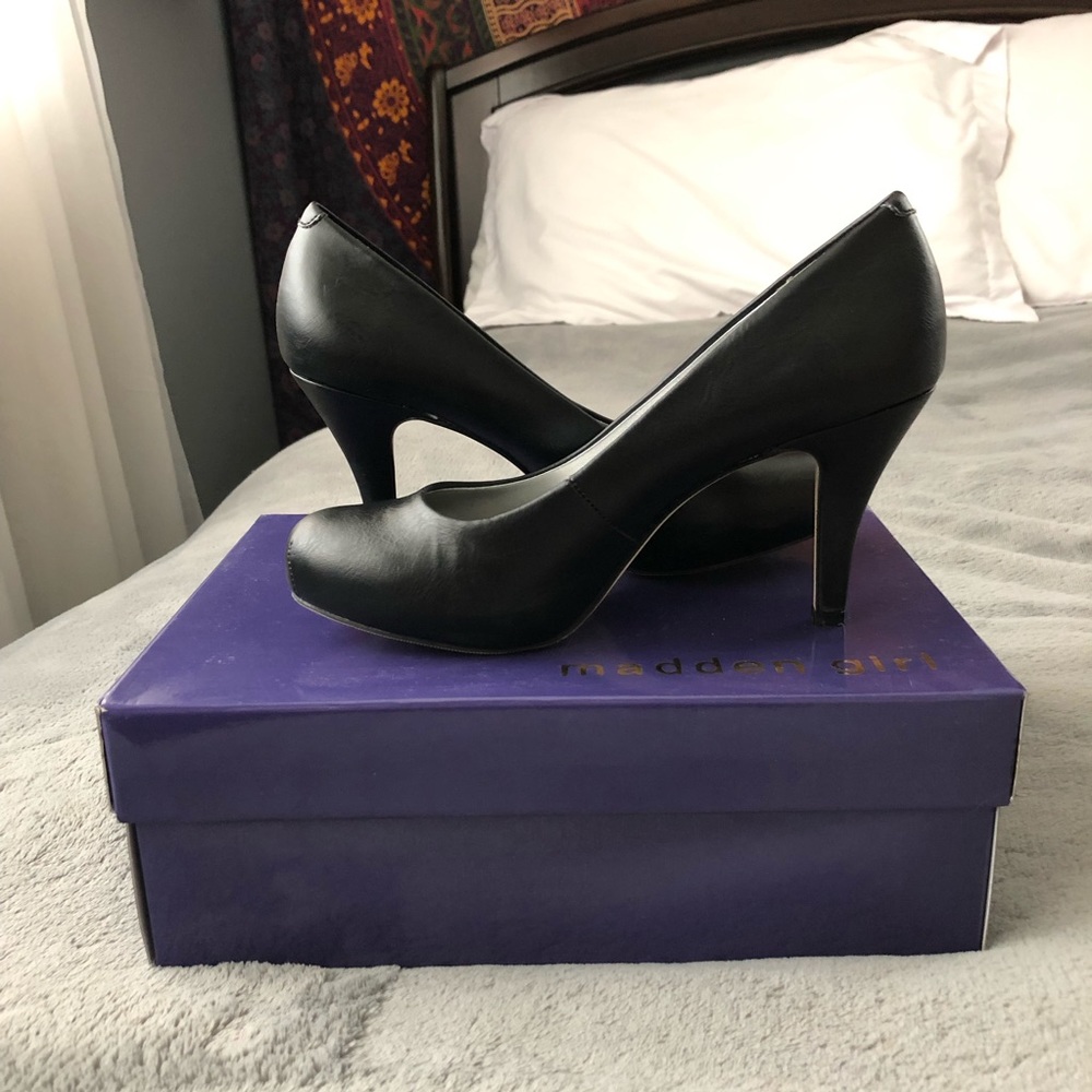 Madden Girl Getta Heels (Black)